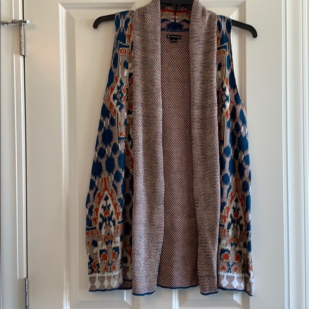Ladies sweater vest